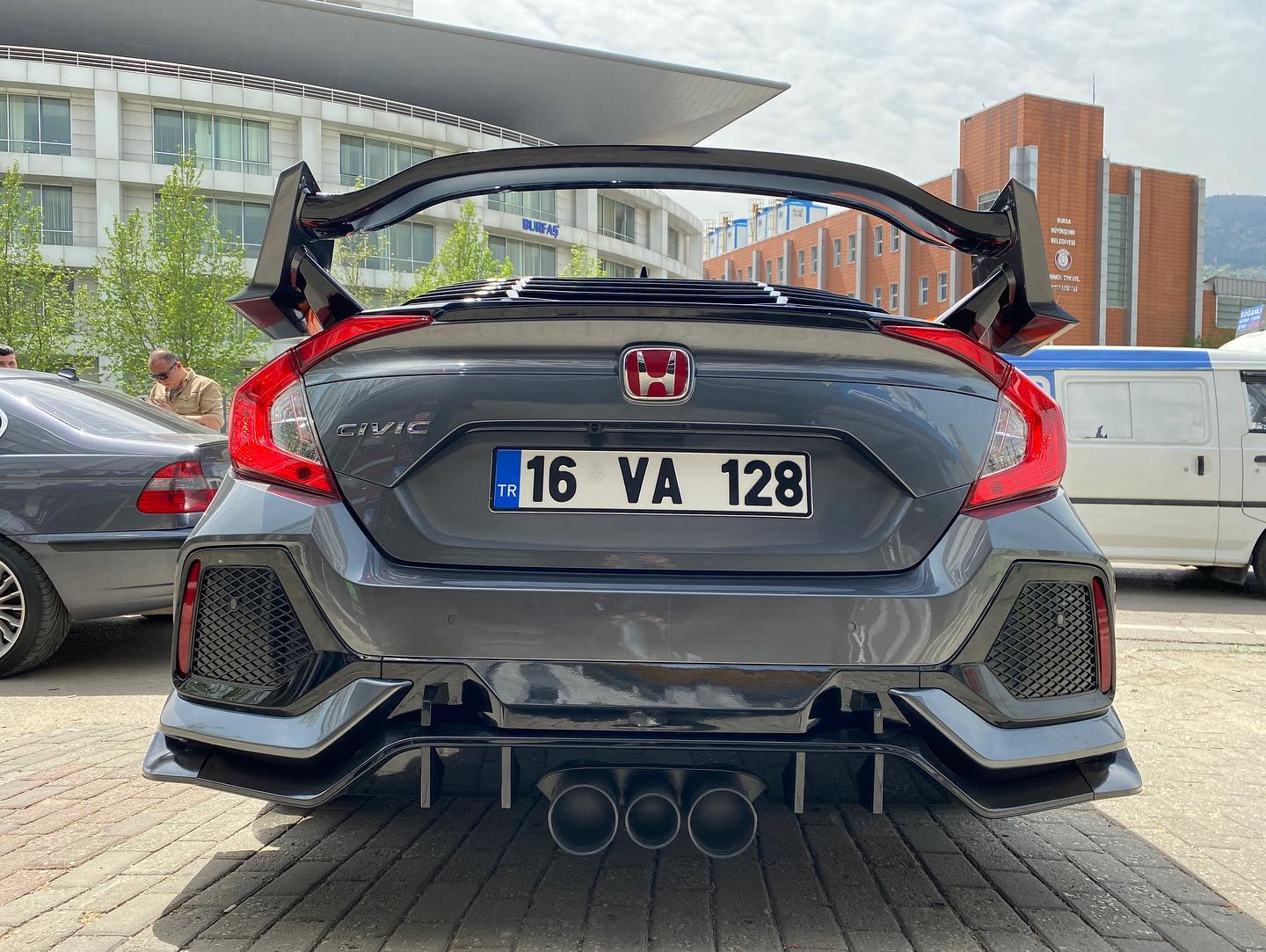 HONDA CIVIC FC5 TYPER SPOILER